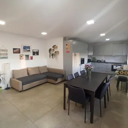 Like A Local Эрисейра